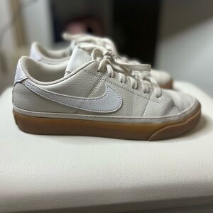 Nike Cream Sneakers with Brown Sole